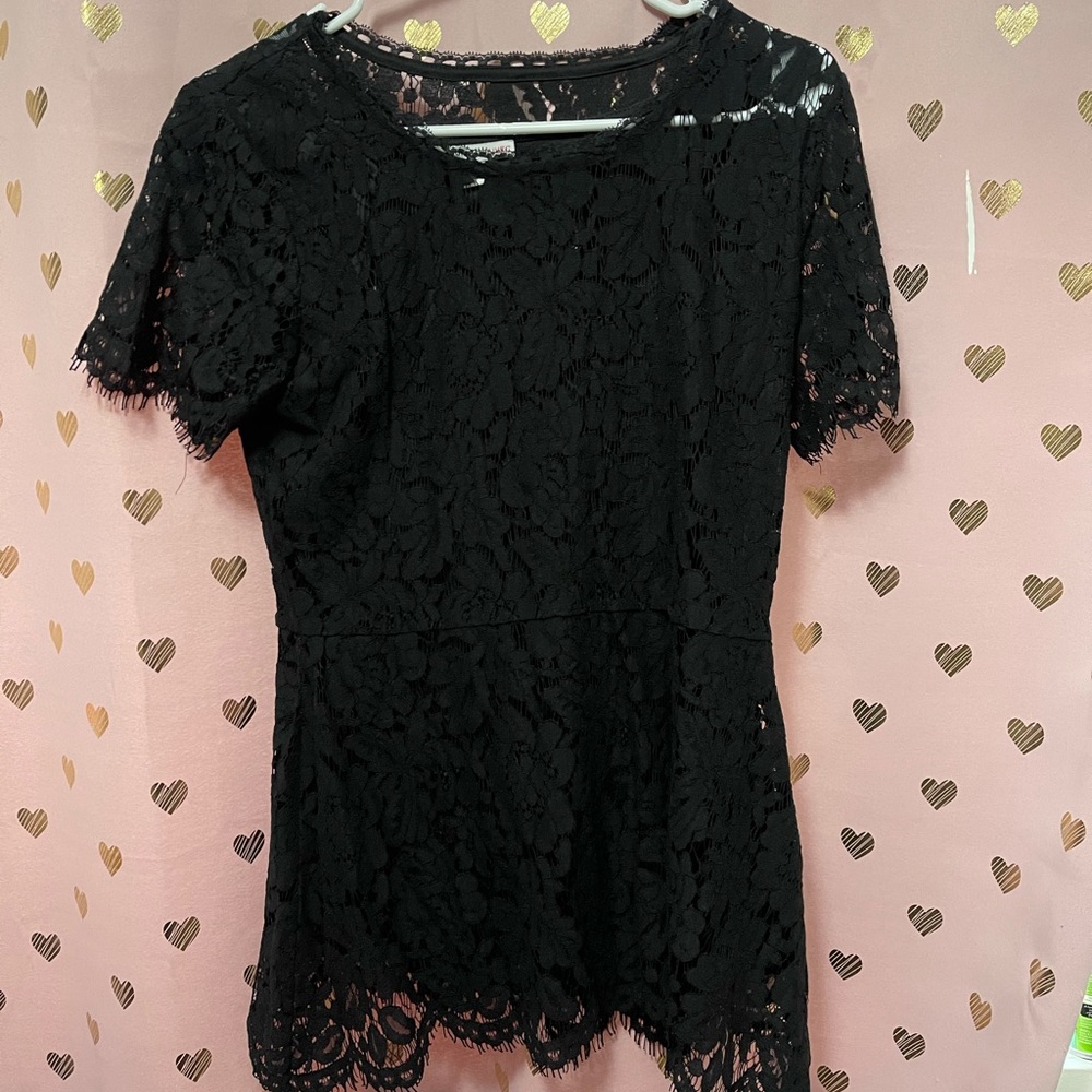 🌻 Black lace shirt